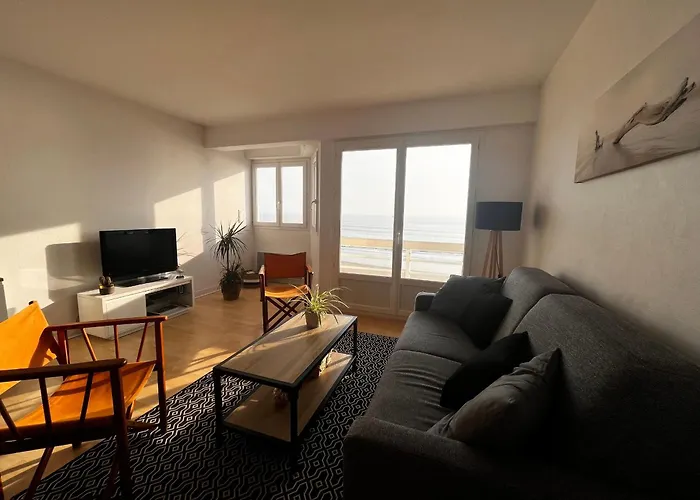 Spacieux Face Avec Balcon Et Garage, Proche Et Commerces Aux Sables-d'olonne - Fr-1-197-561 Les Sables-dʼOlonne