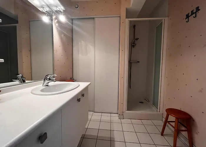 Spacieux Face Avec Balcon Et Garage, Proche Et Commerces Aux Sables-d'olonne - Fr-1-197-561 Daire Les Sables-dʼOlonne